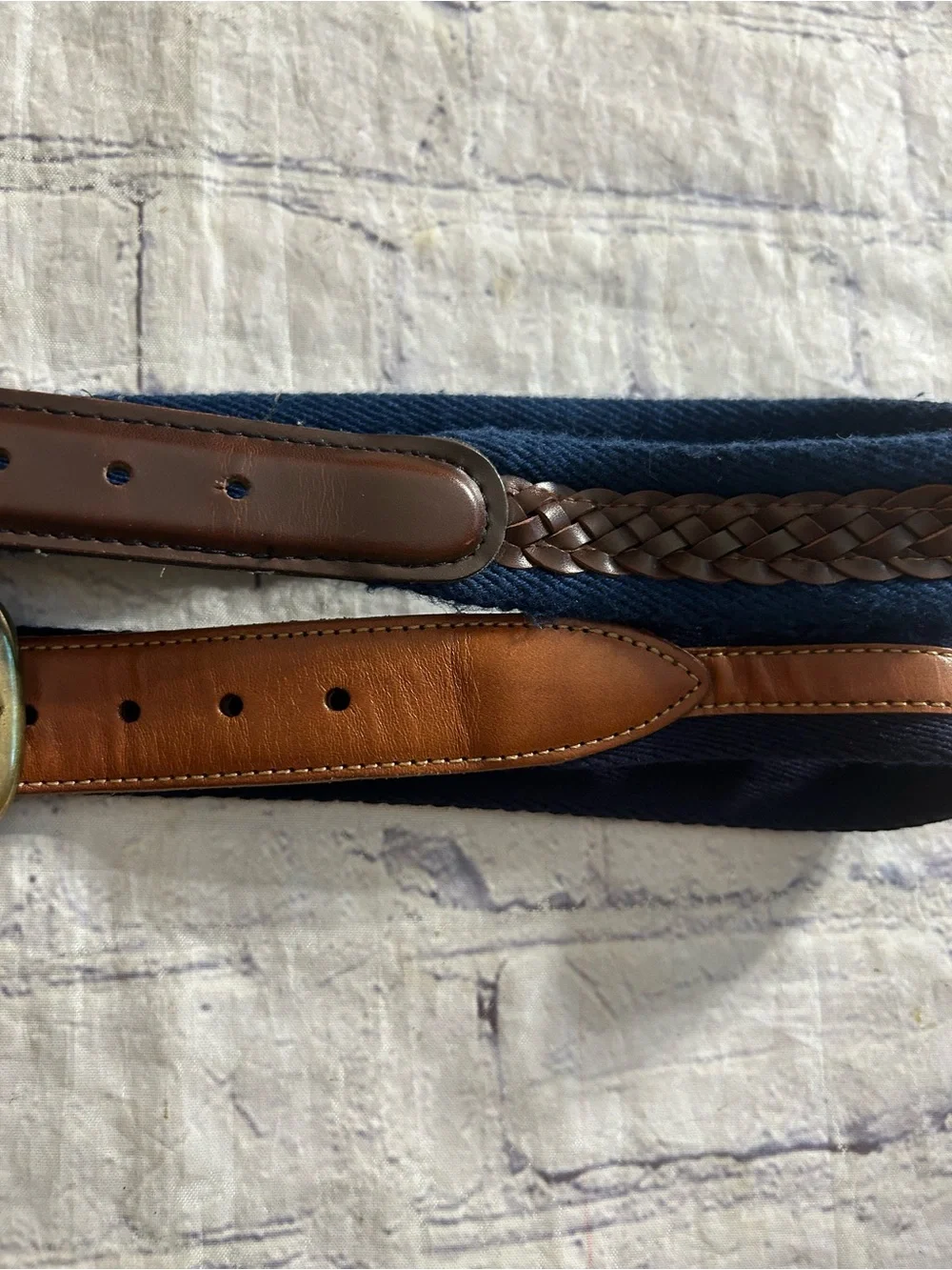 ROUNDTREE & YORK NAVY/BROWN BRASS BUCKLE AND NAVY WITH BROWN BRAIDED MEN BELTS